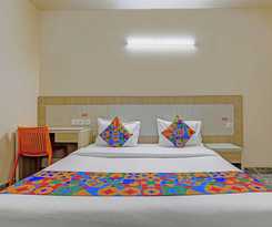 Hotel Via Crown Inn I