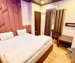 Hotel S P Palace near All Prime Location