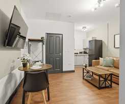 Hotel Clayton Apartments