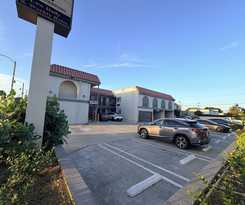  Bell Resort Motel