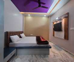 Hotel Viraj Homestay
