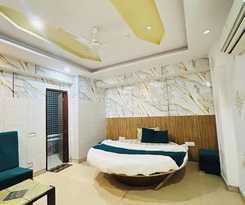 Hotel Modern Palace