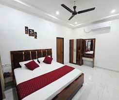Hotel Trishul Inn