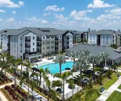Hotel Adeline Apartments 15m to Parks, Pet Friendly, Free Parking by Heavenly Homes