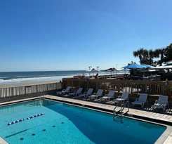  Sea Vista Resort And Tiki Bar