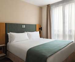 Limehome Versailles Rue du Bailliage