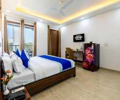 Hotel The Empire Near Dlf Golf course