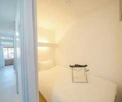 Hotel TRANSIT HOSTEL