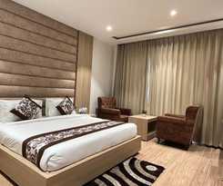 Hotel RRV with Free Parking