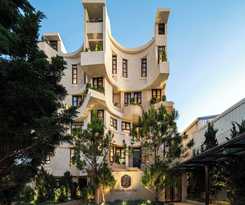 Hotel H&ocirc;tel Fantaisie