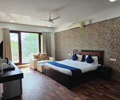 Hotel Posh Classic, sector 45, millenium city centre, gurugram