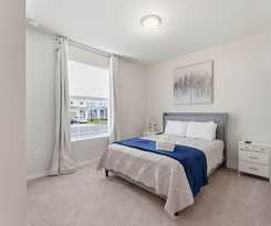 Hotel Family Home With Pool Mickey Toy Story Rooms