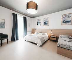  Sirenuse Suites Boutique ApartHotel RTA