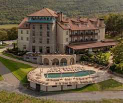 Hotel Agarani Estate