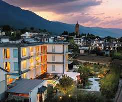 Hotel The Windyard Kazan Onsen-Private Hot Spring Bathtub close to South Gate of Dali Ancient Town