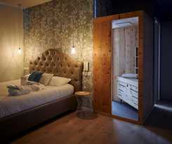  Lainez Rooms and Suites