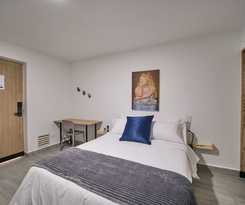 Hotel Living Blue