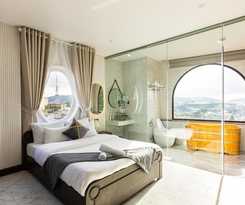 Hotel HT House