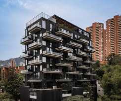 Hotel Kiin Living- \