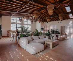 Hotel Pranik Living Co-mmunity