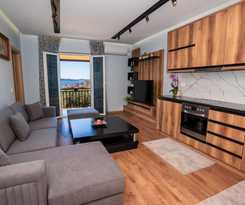 Hotel Cozy Lair Apartments