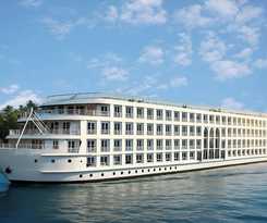 Hotel 4 nights Luxury Nile Cruise full board