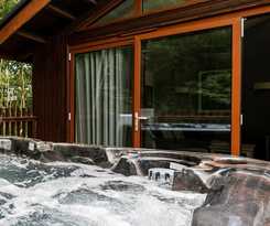 Hotel Glentress Forest Golden Oak