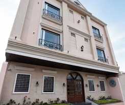 Hotel Vaanam One