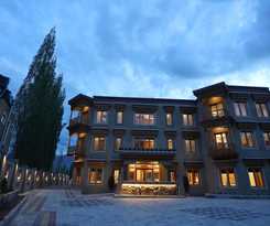 Hotel The Grand View Ladakh