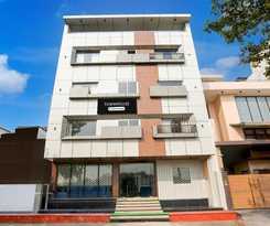 Hotel Super Townhouse Taj Nagri Phase 2
