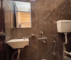 Hotel Preet Residency Homestays