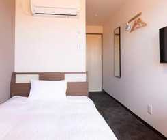  FLY CAT HOTEL