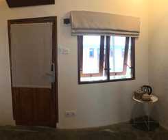 Hotel Roots Trawangan