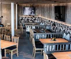  GLOCKNERALM - HIKING- and SKIHOTEL exklusively accessible by cable car