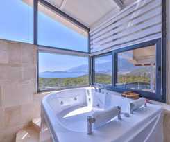  Lisia Sunset Hotel
