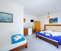 Hotel Emerald and Suites