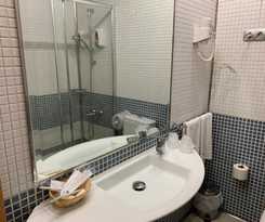 Hotel Castillo El Burgo