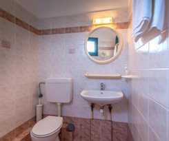  Morfeas Hotel