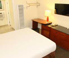 Hotel Town and Country Inn