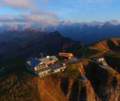  Fronalpstock Hotel & Restaurant