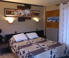Hotel La Chaumi&egrave;re Garage Moto gratuit &Agrave; 150 m de la gare SNCF et TMB