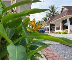 Hotel หาดทรายขาวรีสอร์ท