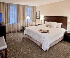Hampton Inn and Suites Baltimore Inner Harbor