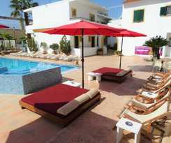 Hotel Oasis Beach Club
