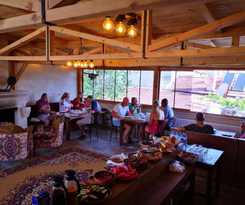  Larissa Cave Hotel