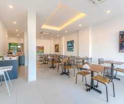  Isola 12 Hotel