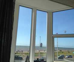 Hotel Oakwell Family
