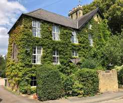 Pages Hotel and Guesthouse