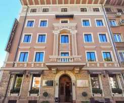 Hotel Antique - free private parking