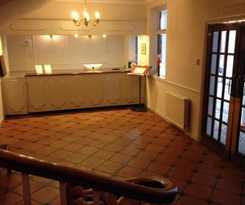  The Royal Victoria & Bull Hotel
